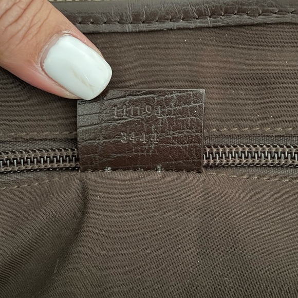 Authentic Gucci messenger bag - Picture 4 of 7